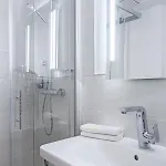 Hotel Haus Delecke 4*