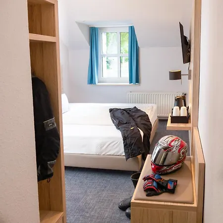 Haus Delecke ホテル Möhnesee