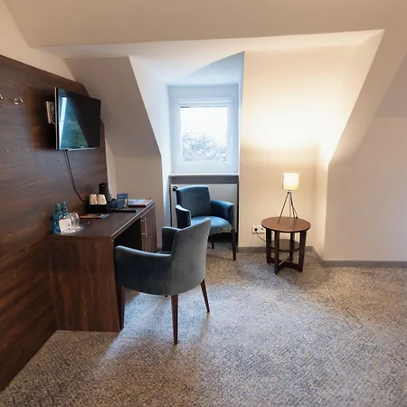 Haus Delecke فندق